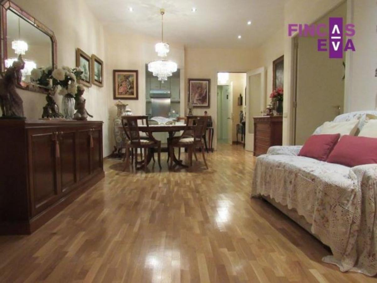 Picture of Apartment For Sale in Barcelona, Barcelona, Spain