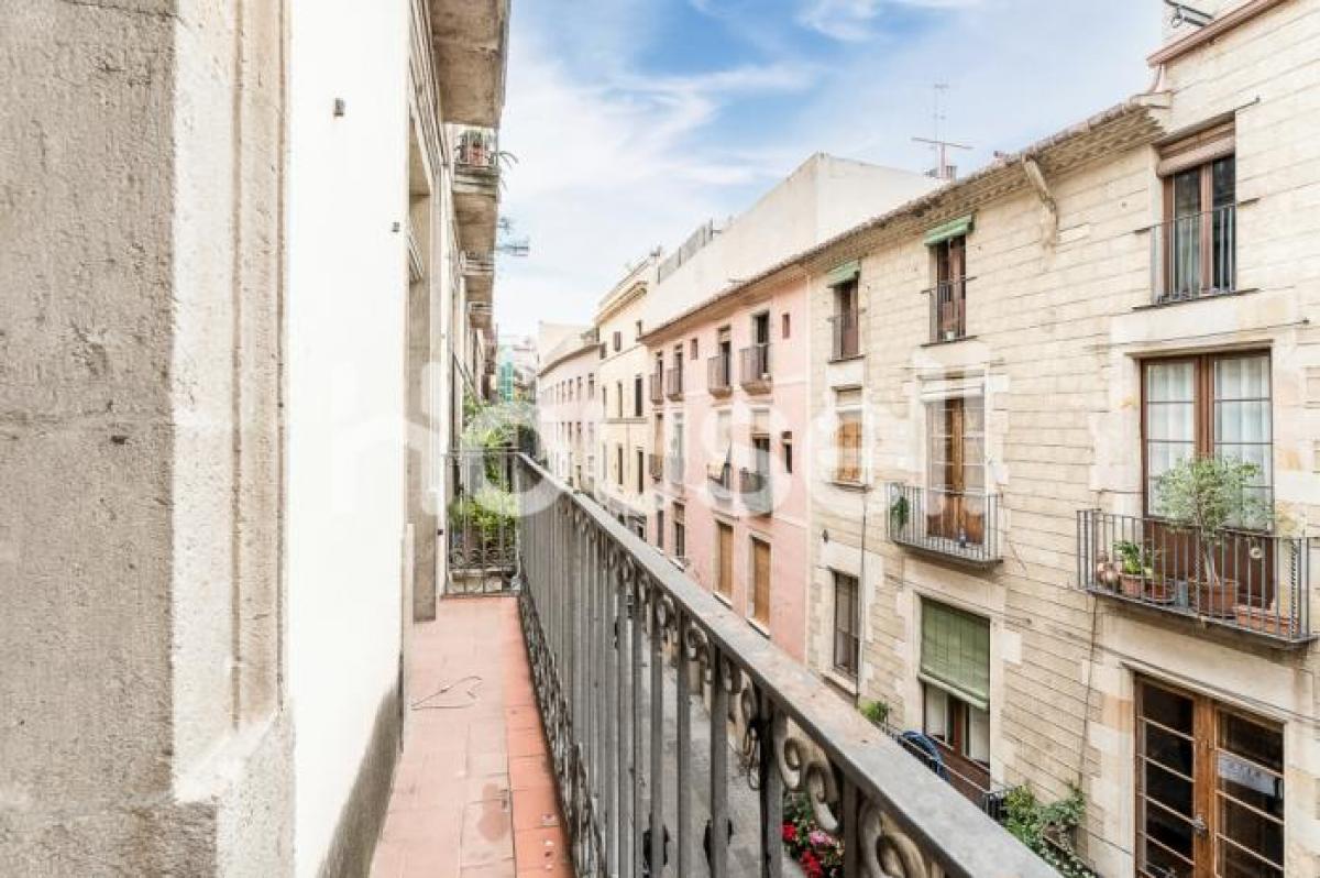 Picture of Apartment For Sale in Barcelona, Barcelona, Spain