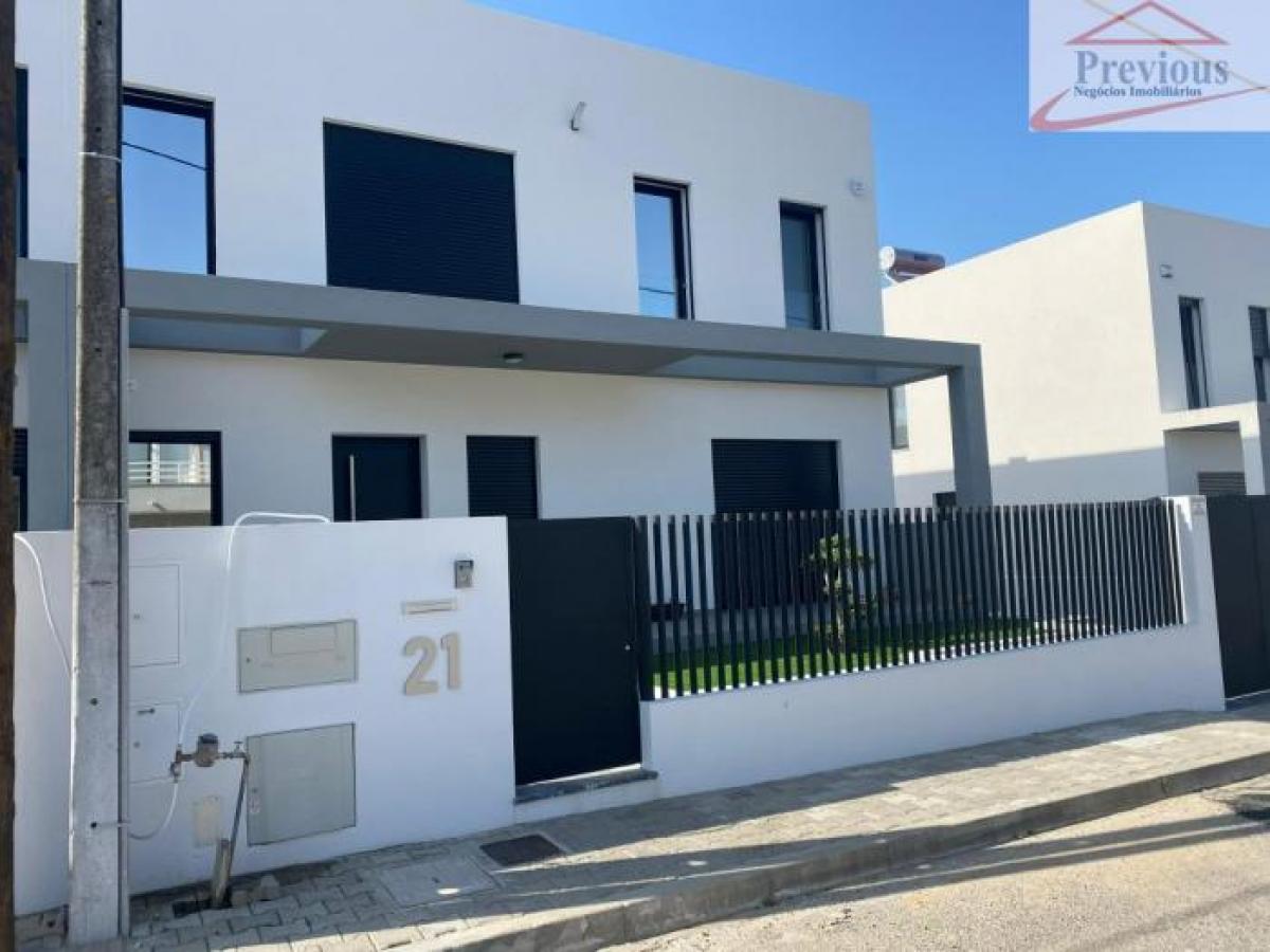 Picture of Home For Sale in Seixal, Madeira, Portugal
