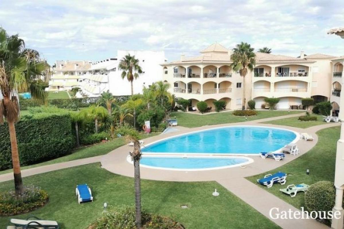 Picture of Apartment For Sale in Vilamoura, Algarve, Portugal