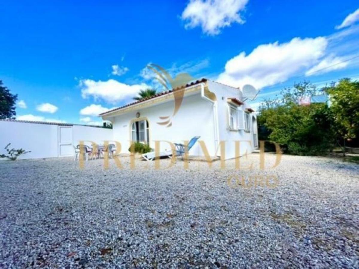 Picture of Home For Sale in Olho, Faro, Portugal