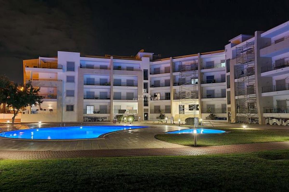 Picture of Apartment For Sale in Albufeira, Algarve, Portugal