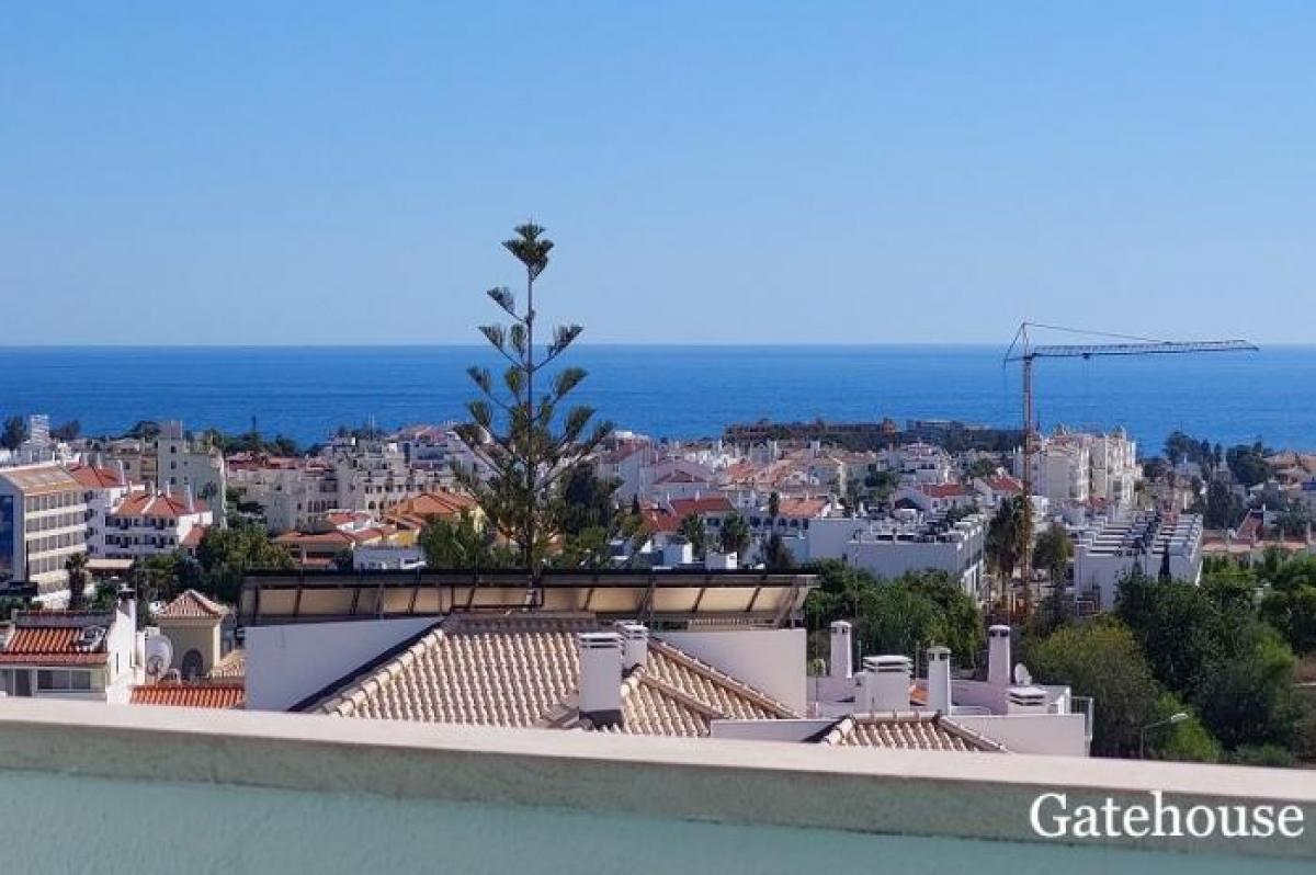 Picture of Apartment For Sale in Albufeira, Algarve, Portugal