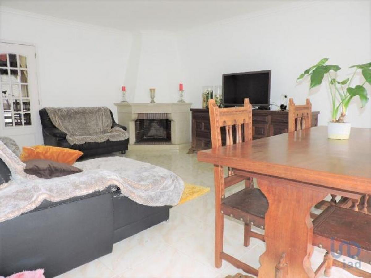 Picture of Apartment For Sale in Sintra, Estremadura, Portugal