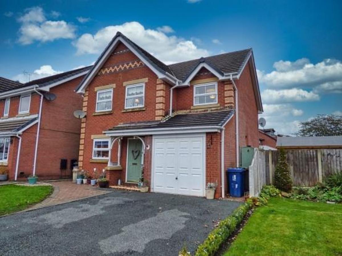 Picture of Home For Sale in Wigan, Greater Manchester, United Kingdom