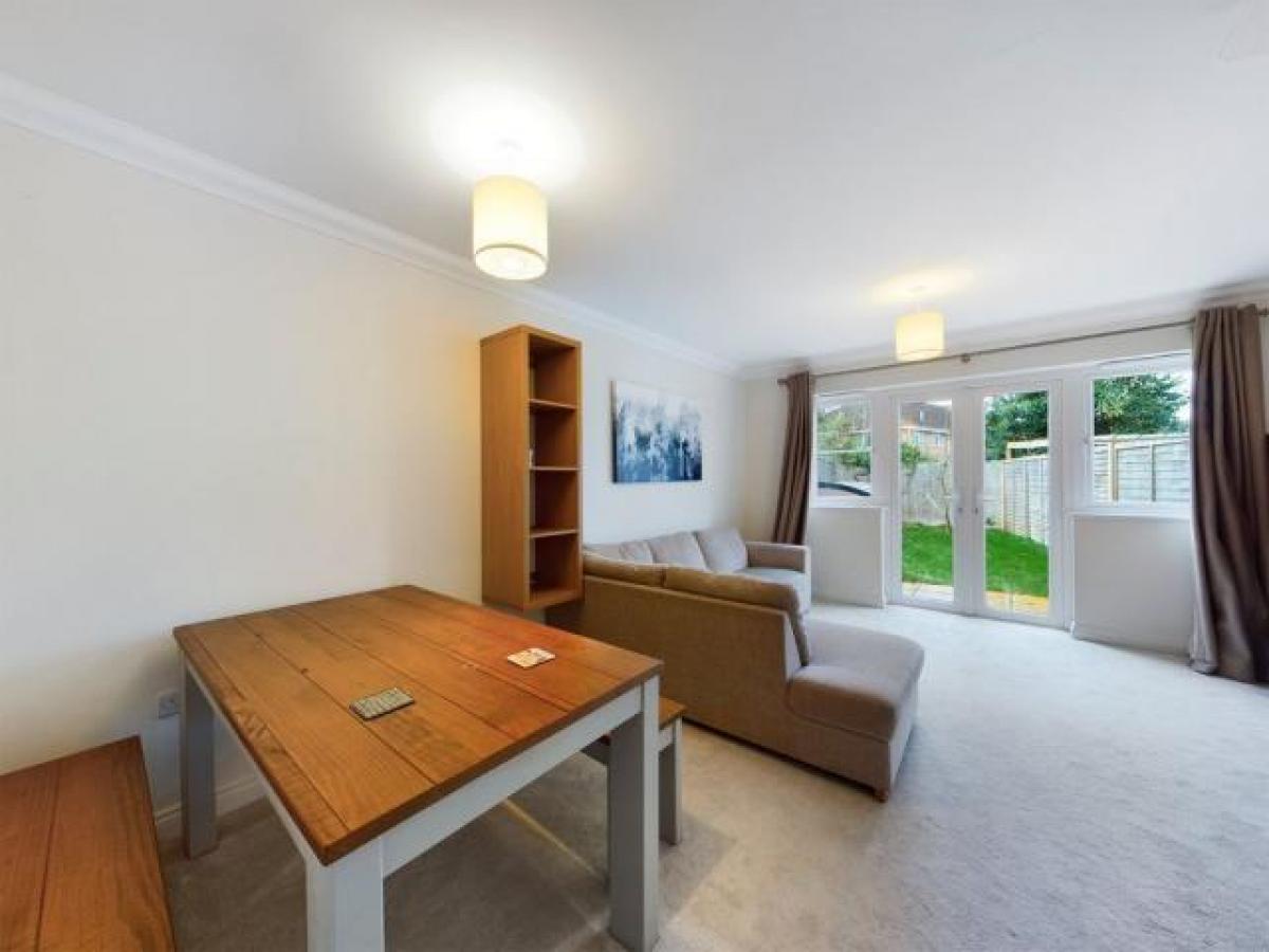 Picture of Home For Rent in Chertsey, Surrey, United Kingdom