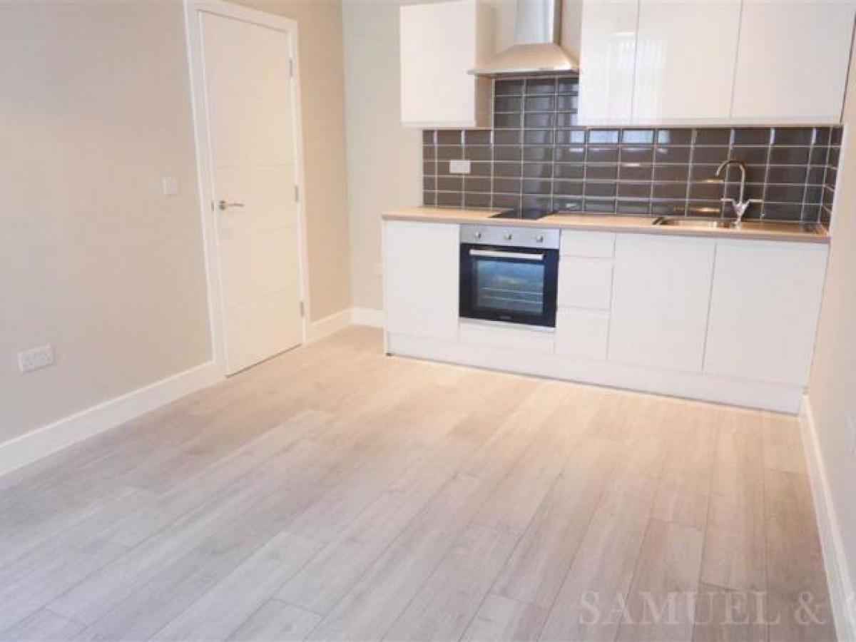 Picture of Apartment For Rent in Walsall, West Midlands, United Kingdom