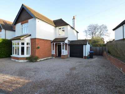 Home For Rent in Woking, United Kingdom