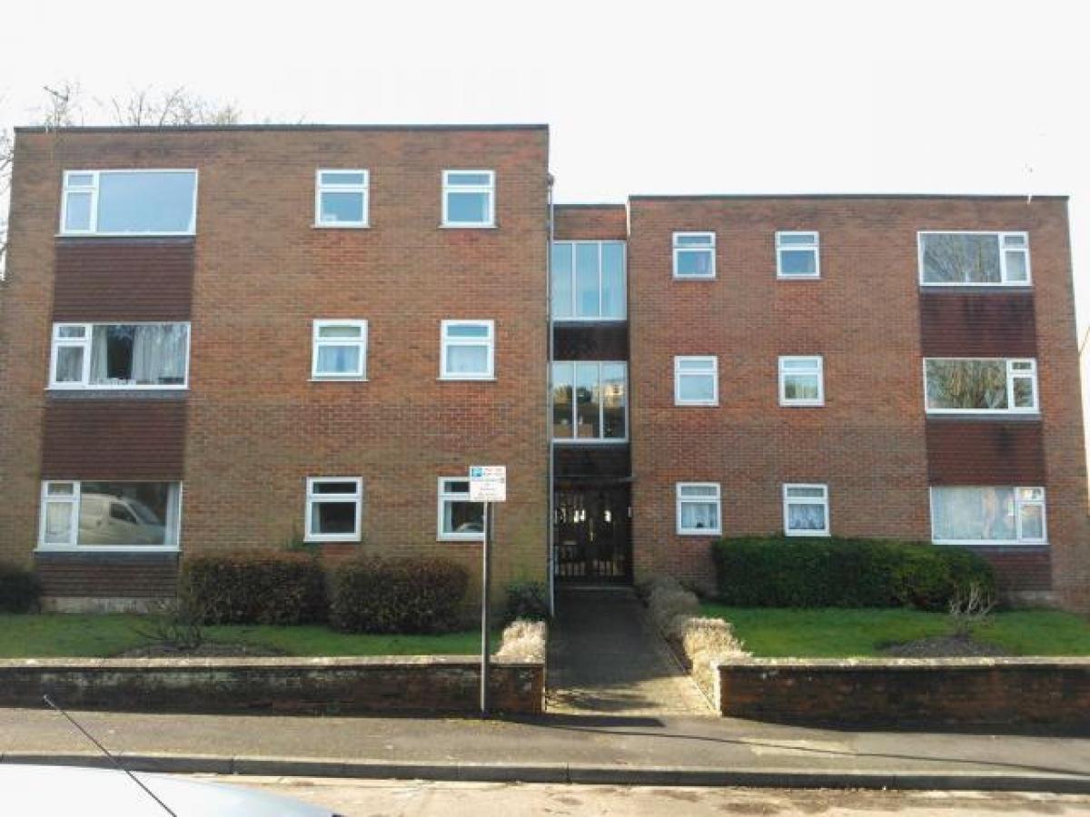 Picture of Apartment For Rent in Salisbury, Wiltshire, United Kingdom