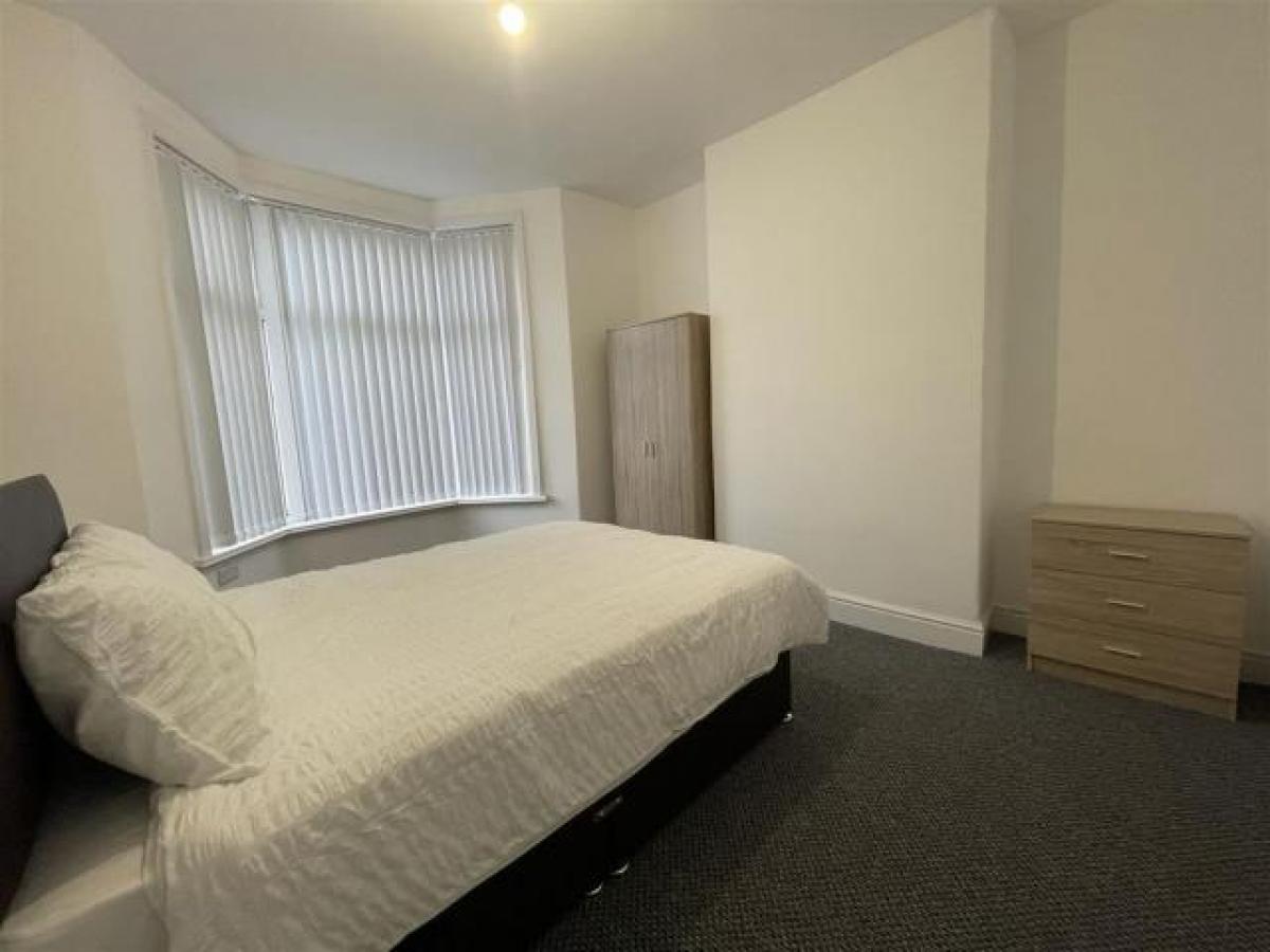 Picture of Apartment For Rent in Burnley, Lancashire, United Kingdom