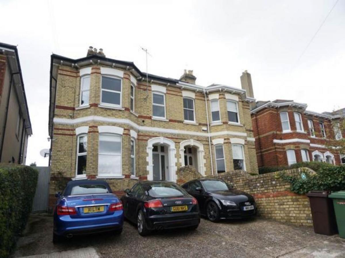 Picture of Apartment For Rent in Tunbridge Wells, Kent, United Kingdom