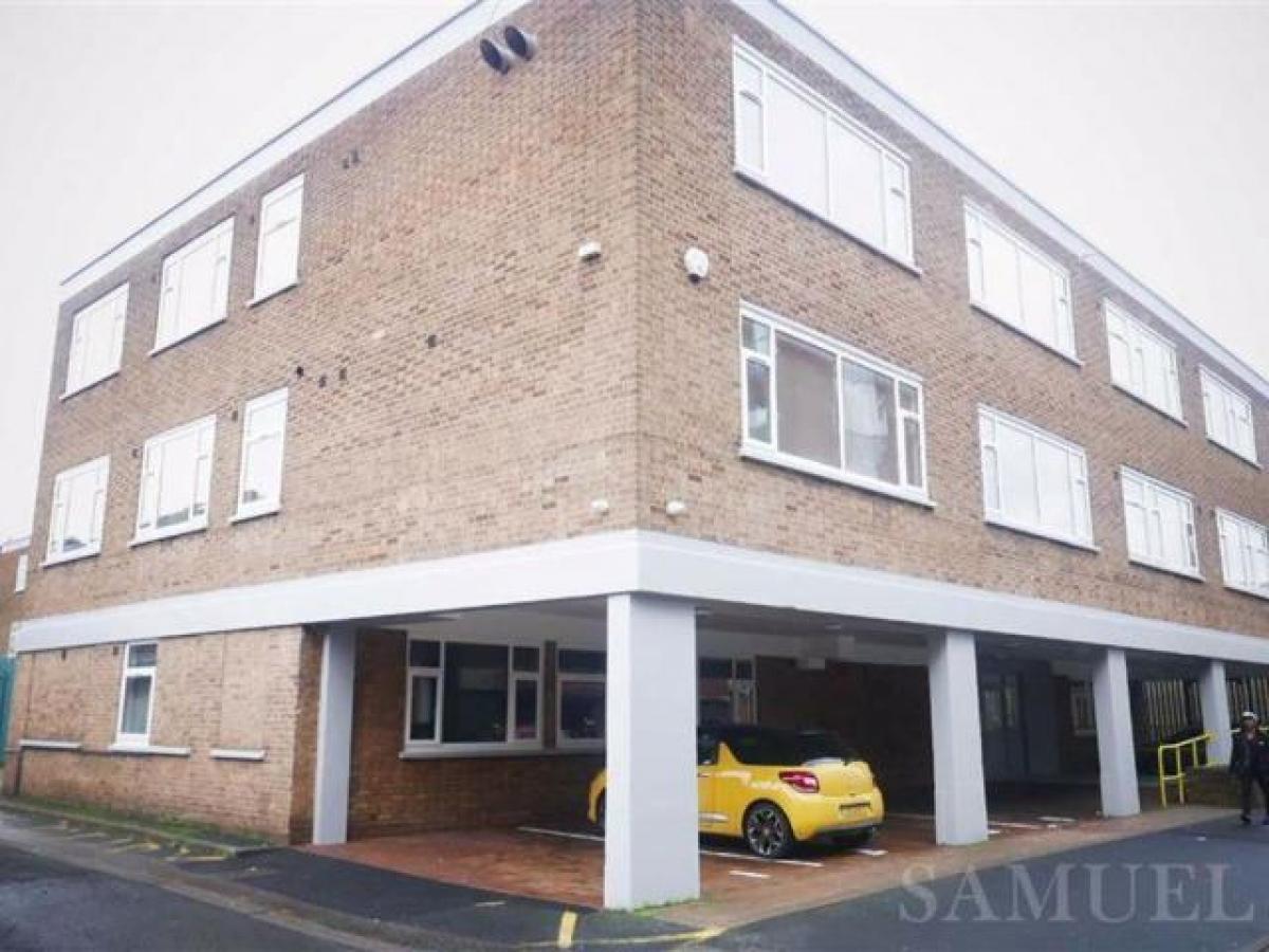 Picture of Apartment For Rent in West Bromwich, West Midlands, United Kingdom