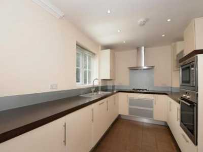 Apartment For Rent in Ascot, United Kingdom