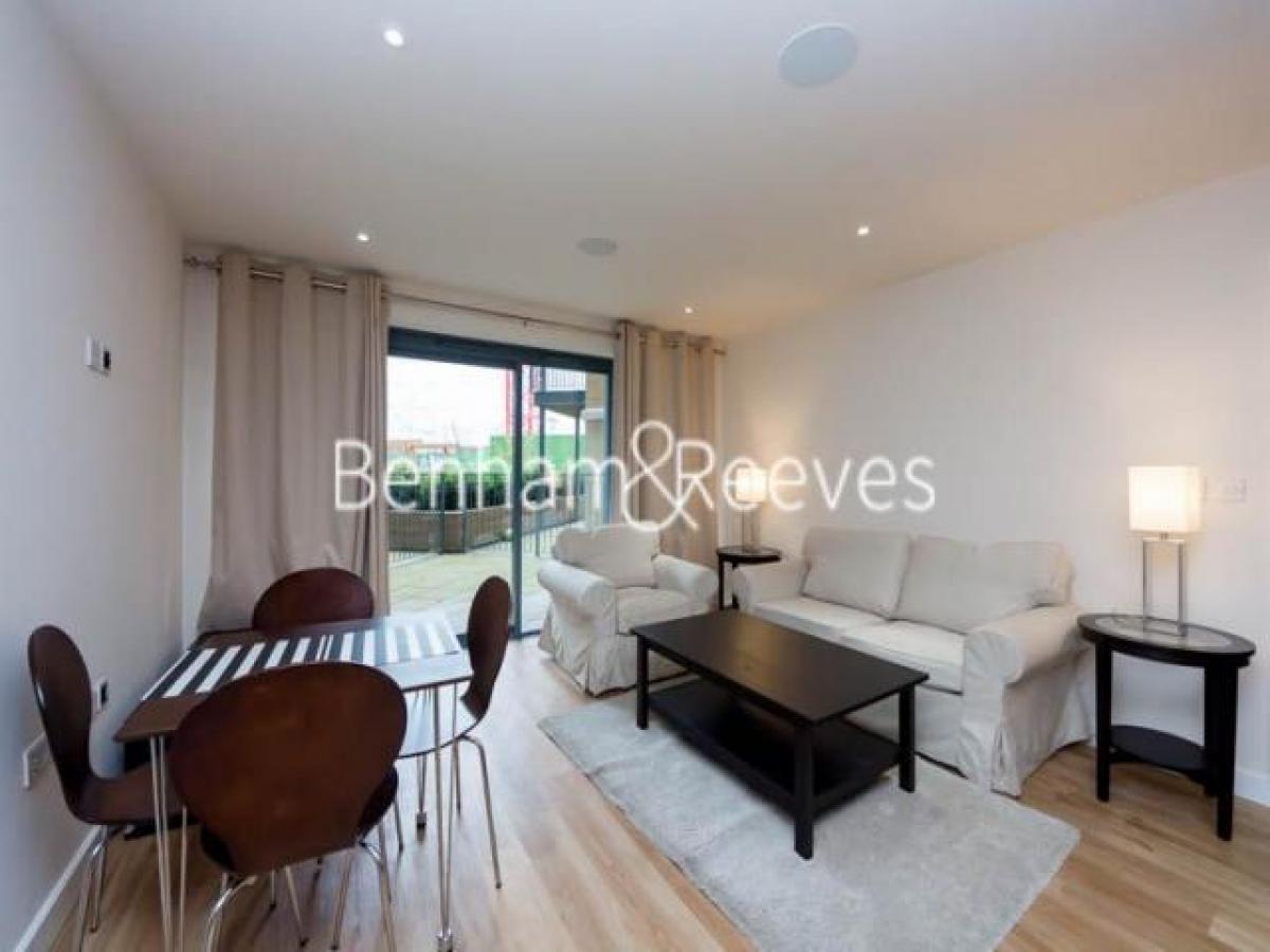 Picture of Apartment For Rent in Edgware, Greater London, United Kingdom