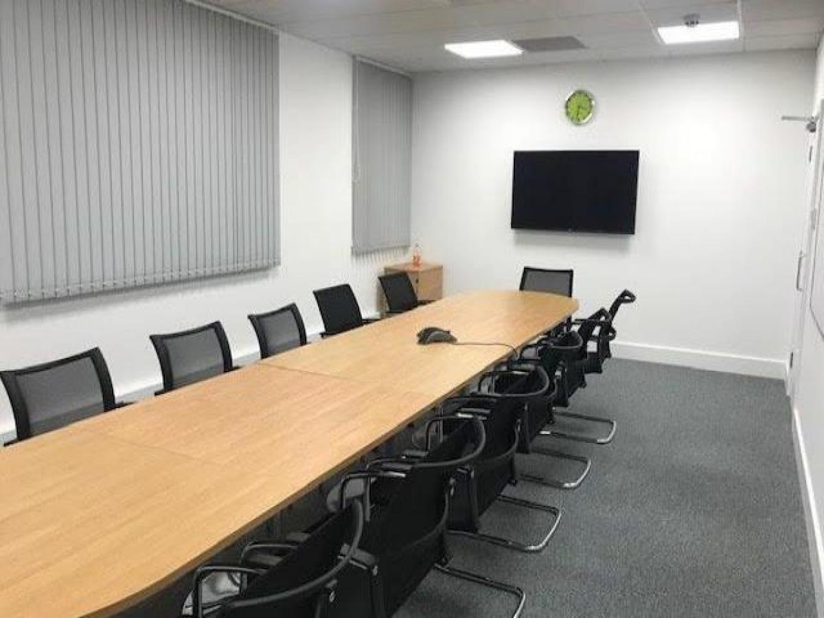 Picture of Office For Rent in High Wycombe, Buckinghamshire, United Kingdom