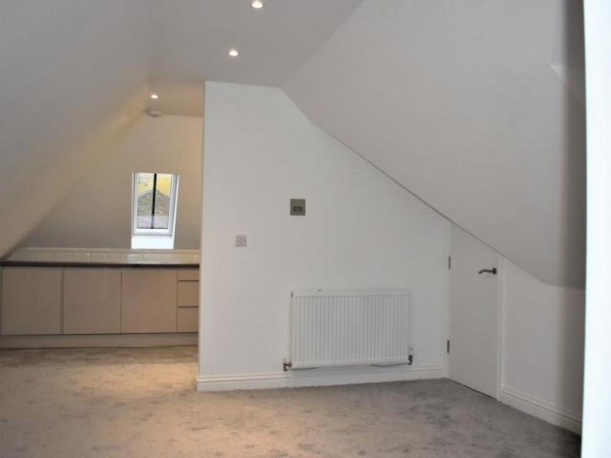 Picture of Apartment For Rent in Broadstairs, Kent, United Kingdom