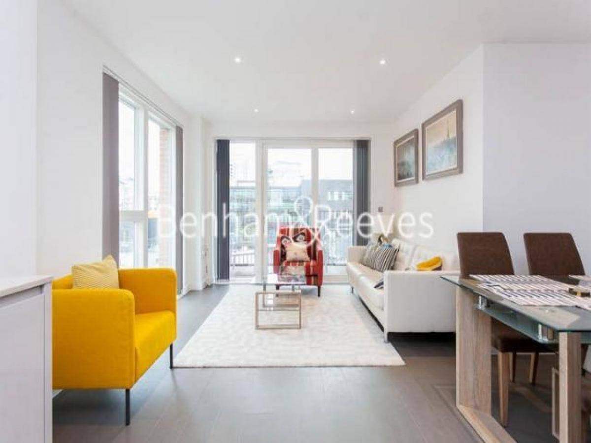 Picture of Apartment For Rent in Edgware, Greater London, United Kingdom