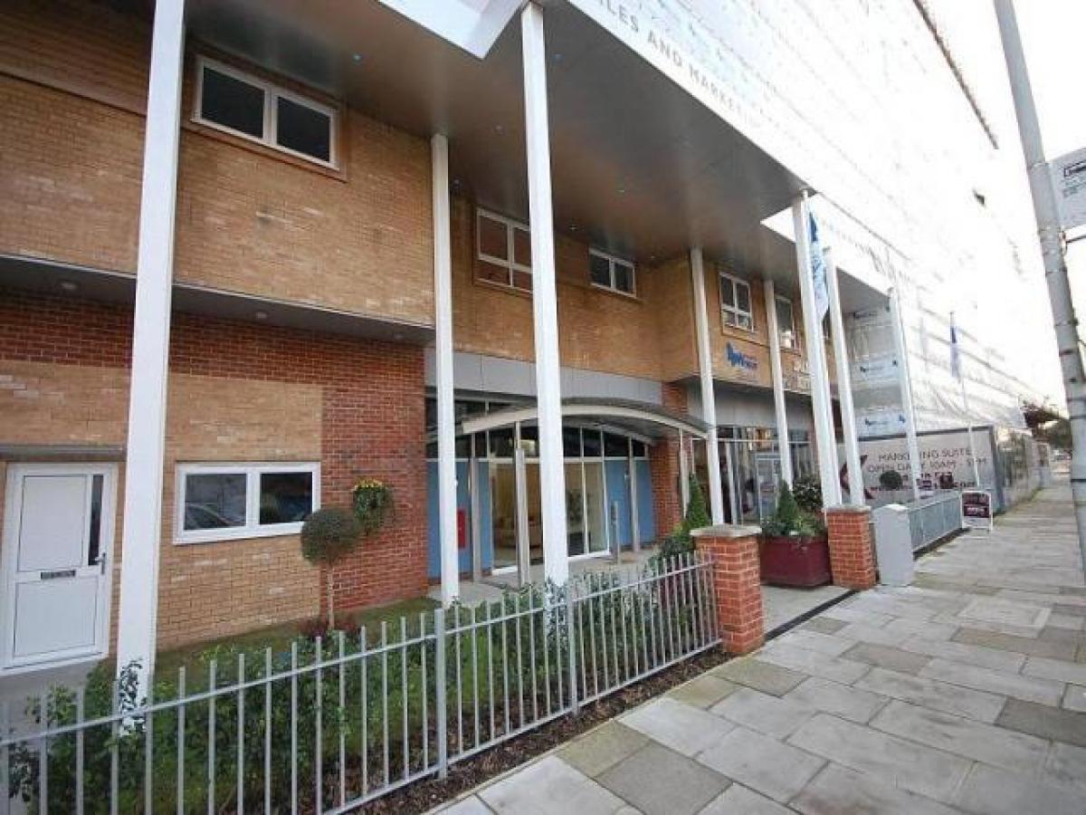 Picture of Apartment For Rent in Basildon, Essex, United Kingdom