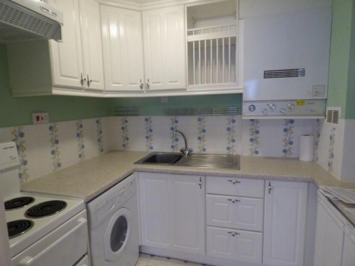 Picture of Apartment For Rent in Dawlish, Devon, United Kingdom