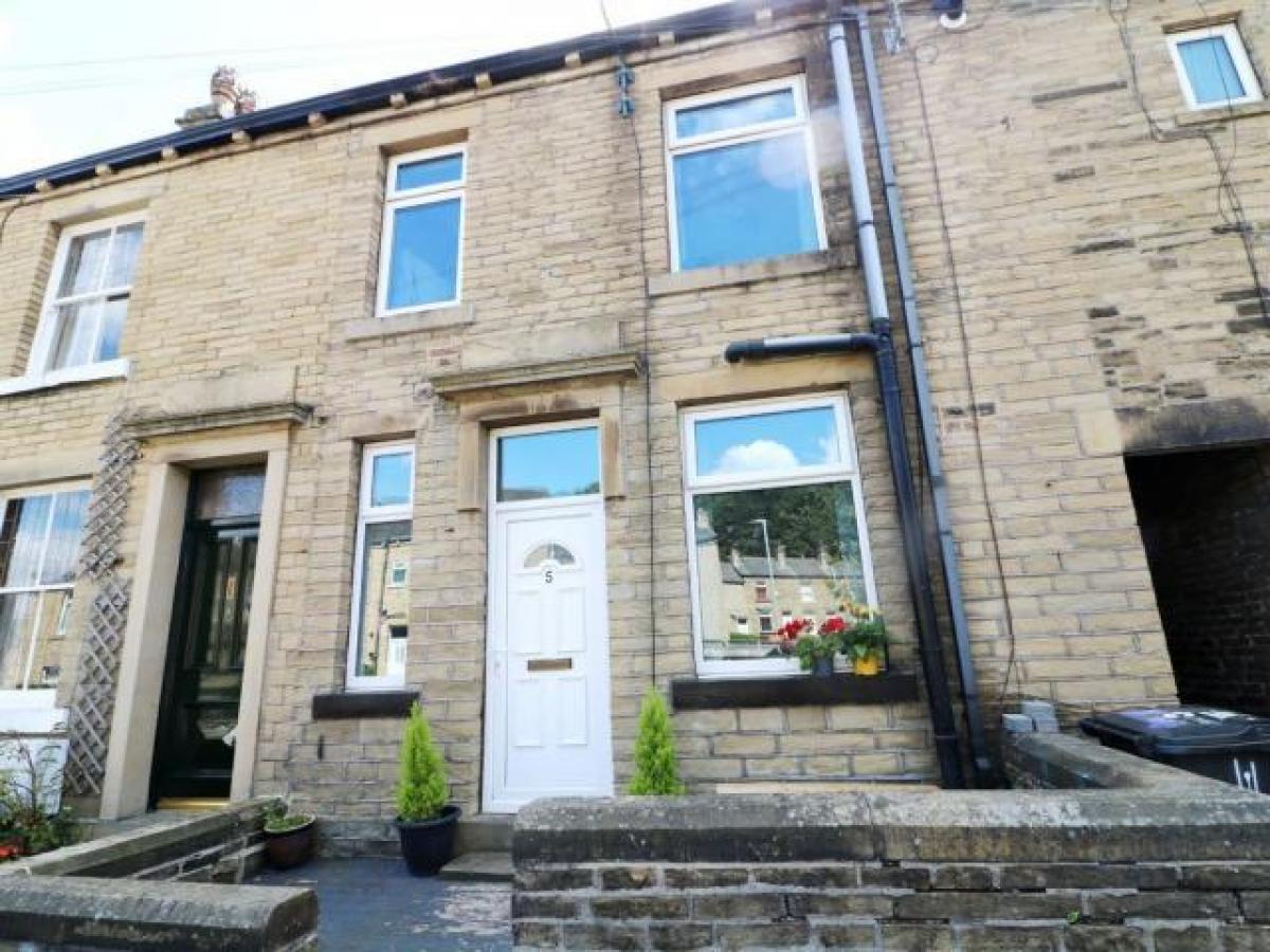 Picture of Home For Rent in Brighouse, West Yorkshire, United Kingdom