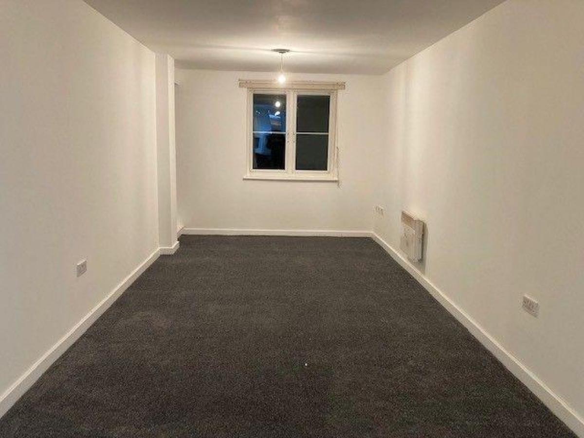 Picture of Apartment For Rent in Dunstable, Bedfordshire, United Kingdom