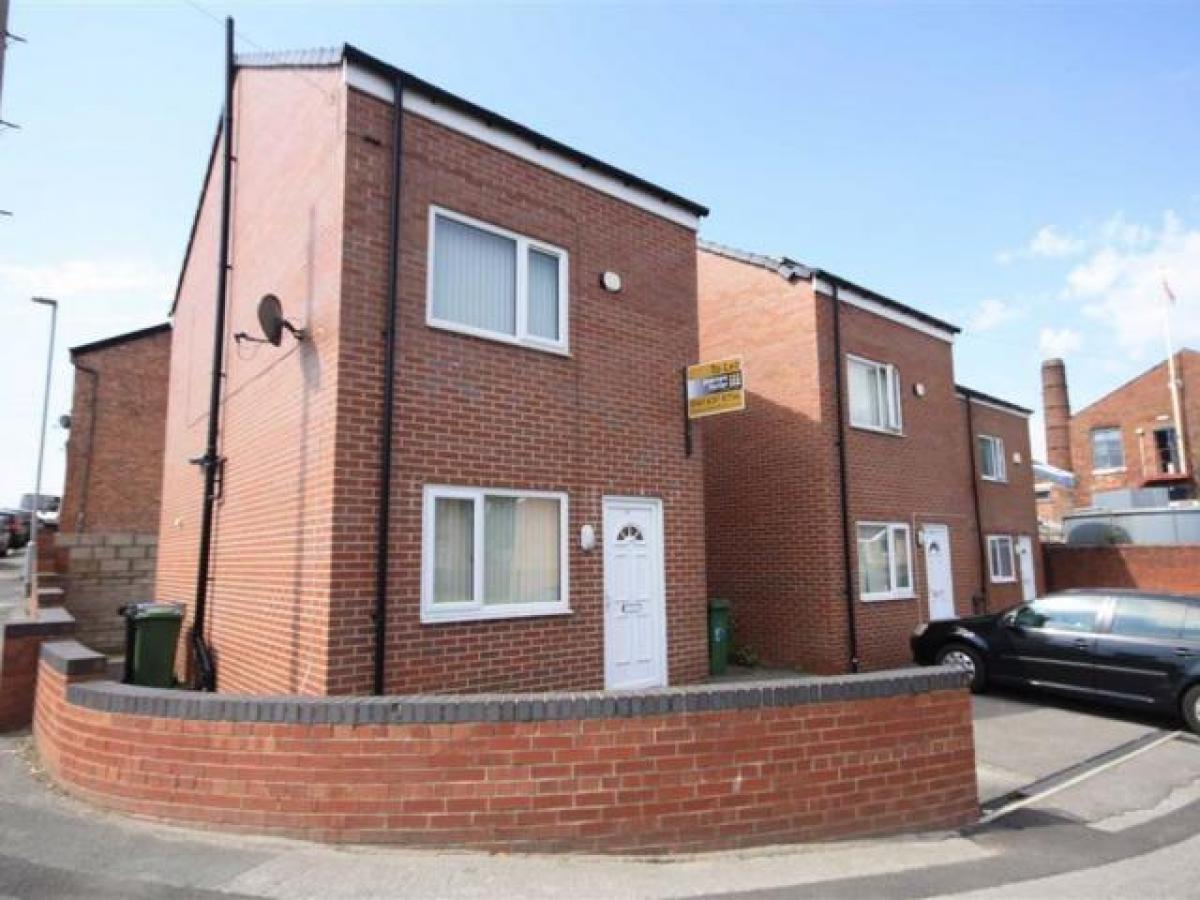 Picture of Home For Rent in Ashton under Lyne, Greater Manchester, United Kingdom