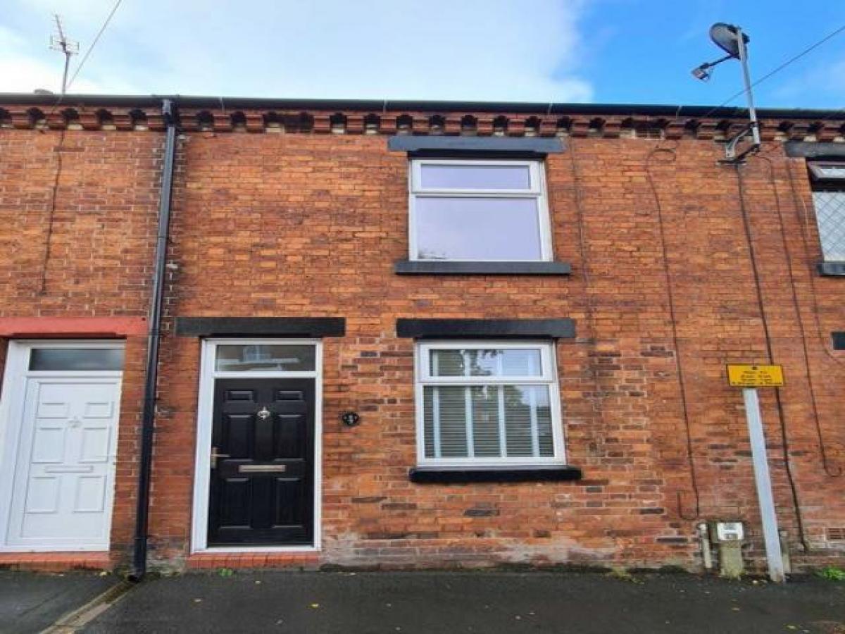 Picture of Home For Rent in Leek, Staffordshire, United Kingdom