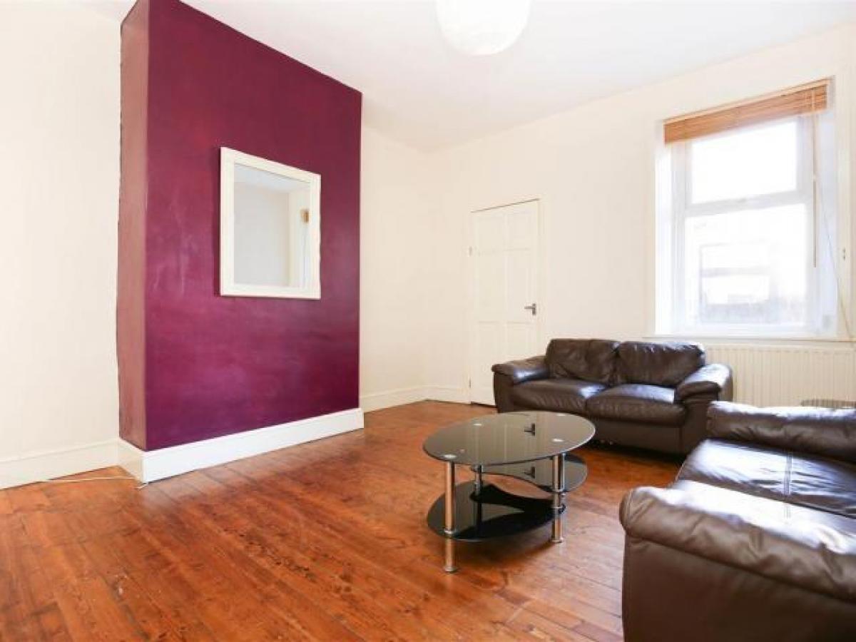 Picture of Apartment For Rent in Gateshead, Tyne and Wear, United Kingdom