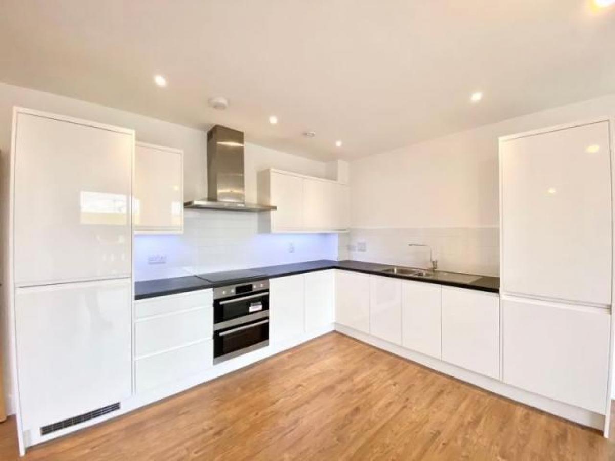 Picture of Apartment For Rent in Edgware, Greater London, United Kingdom