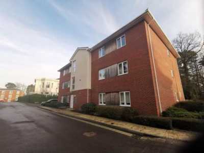 Apartment For Rent in Ascot, United Kingdom