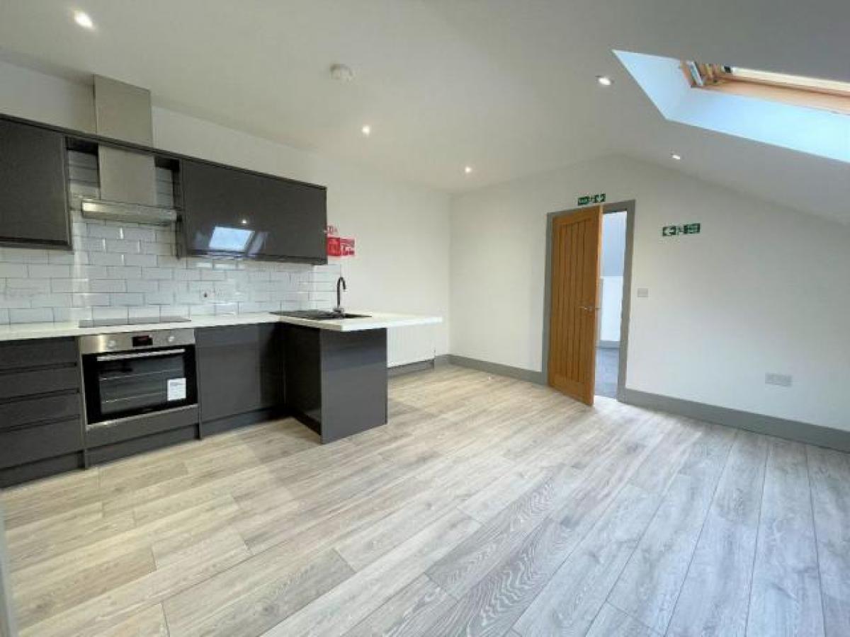 Picture of Apartment For Rent in Tunbridge Wells, Kent, United Kingdom