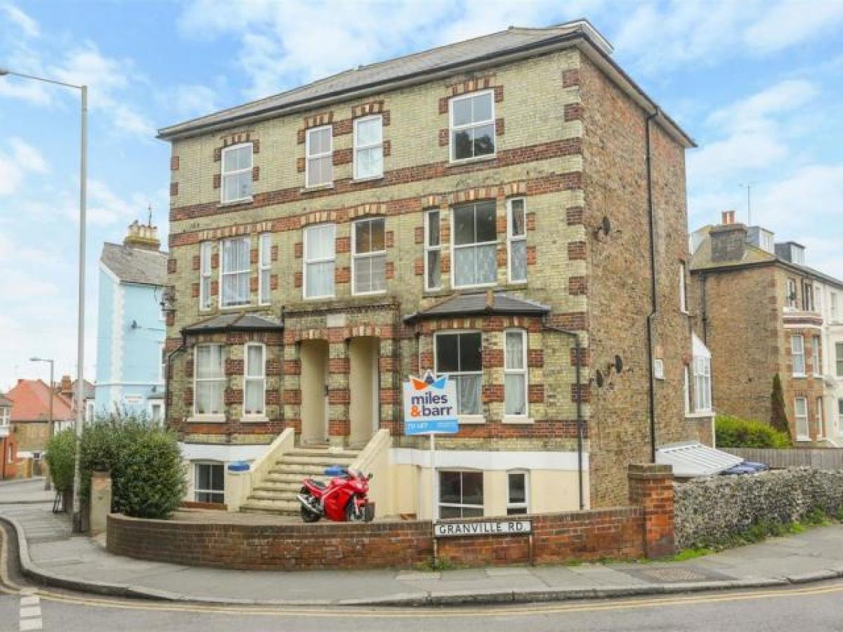 Picture of Apartment For Rent in Broadstairs, Kent, United Kingdom