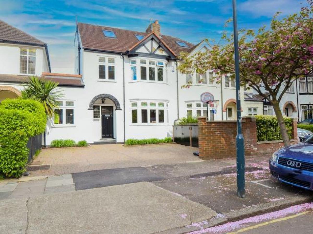 Picture of Home For Rent in Twickenham, Greater London, United Kingdom