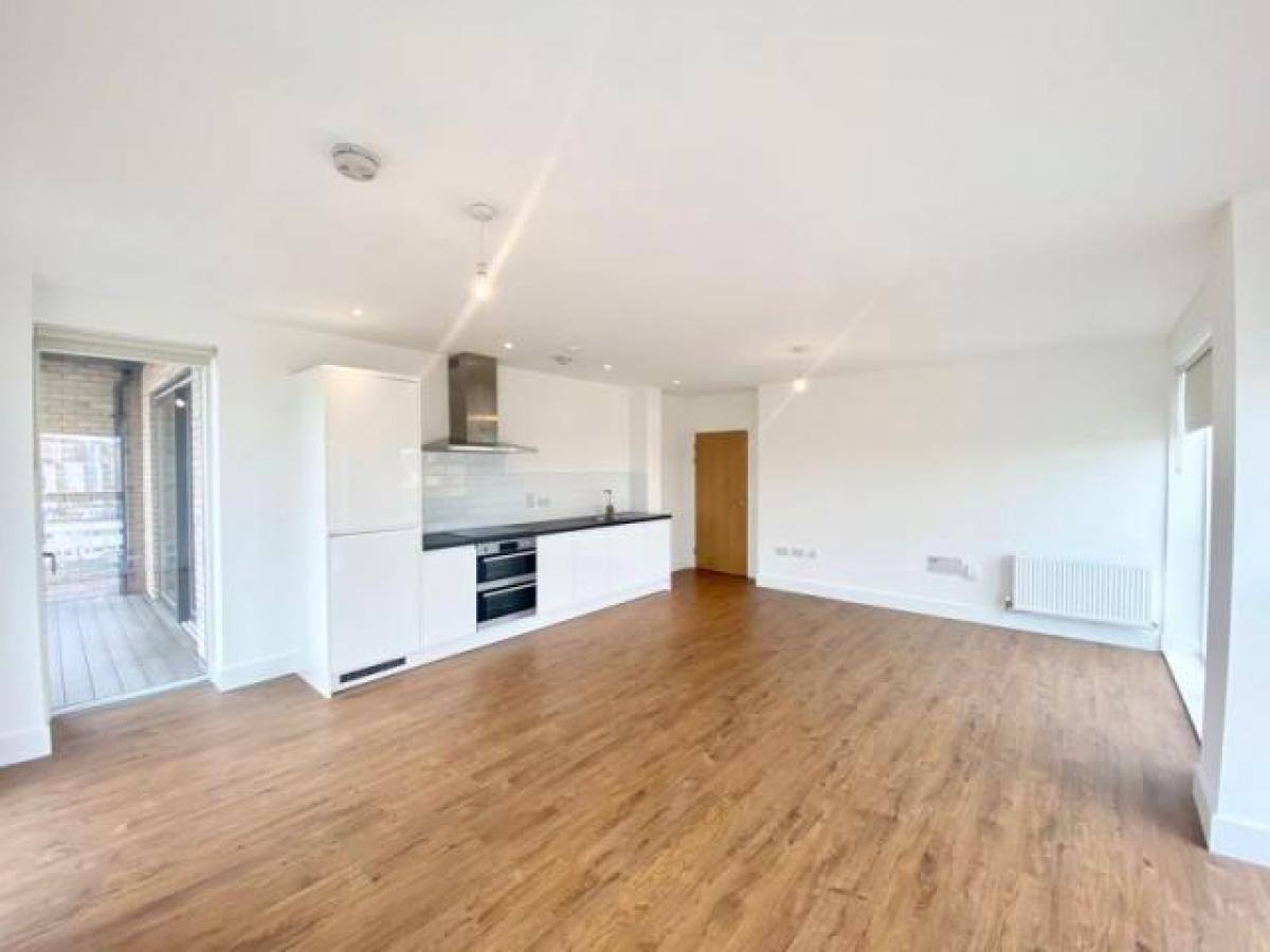 Picture of Apartment For Rent in Edgware, Greater London, United Kingdom