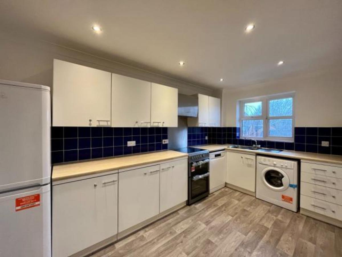 Picture of Apartment For Rent in Aldershot, Hampshire, United Kingdom