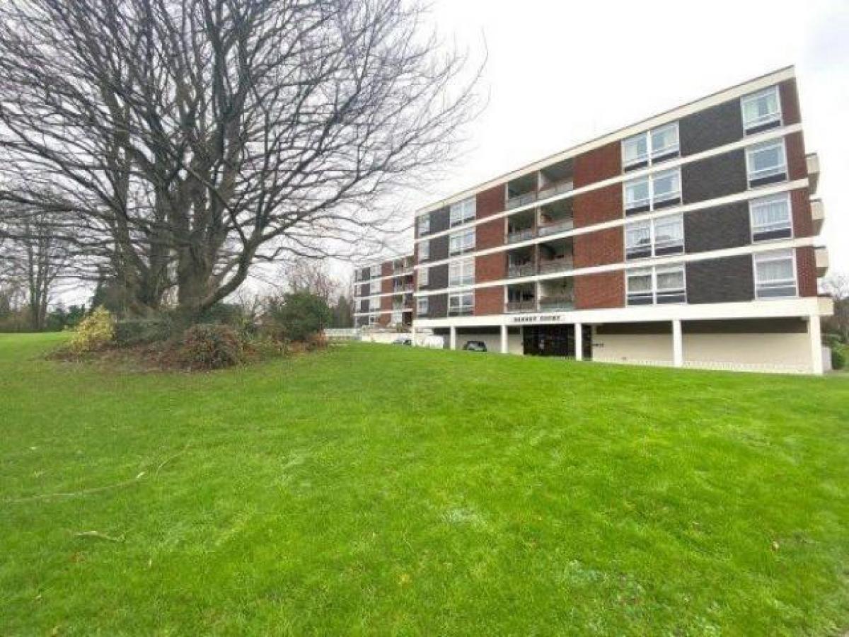 Picture of Apartment For Rent in Solihull, West Midlands, United Kingdom