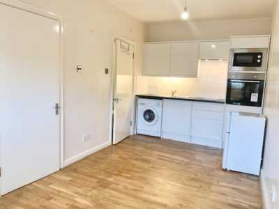 Apartment For Rent in Enfield, United Kingdom