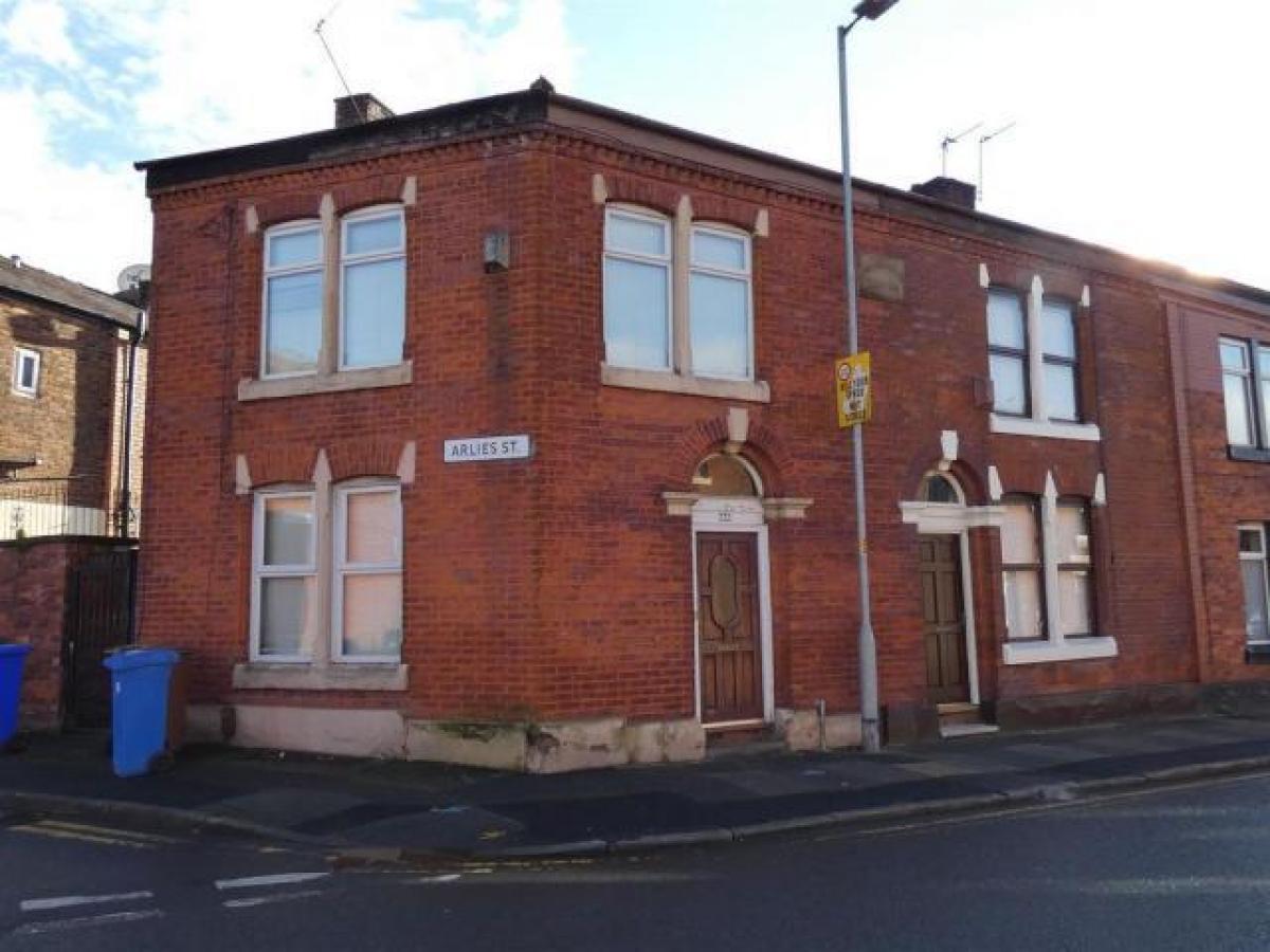 Picture of Home For Rent in Ashton under Lyne, Greater Manchester, United Kingdom