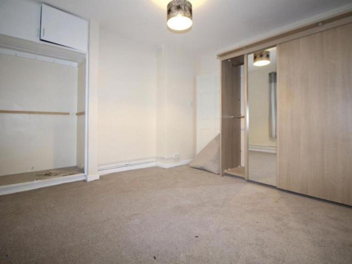 Picture of Apartment For Rent in Enfield, Greater London, United Kingdom