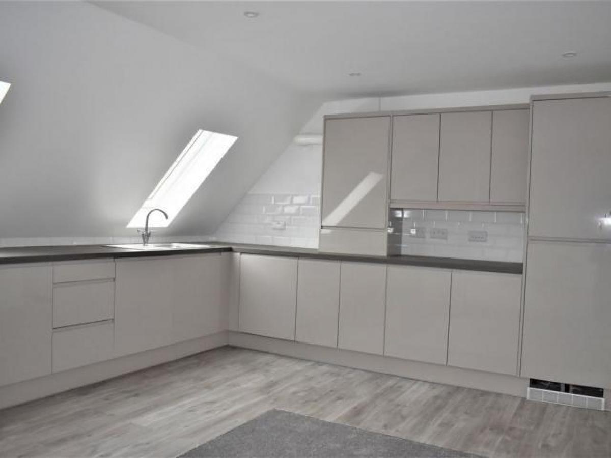 Picture of Apartment For Rent in Broadstairs, Kent, United Kingdom