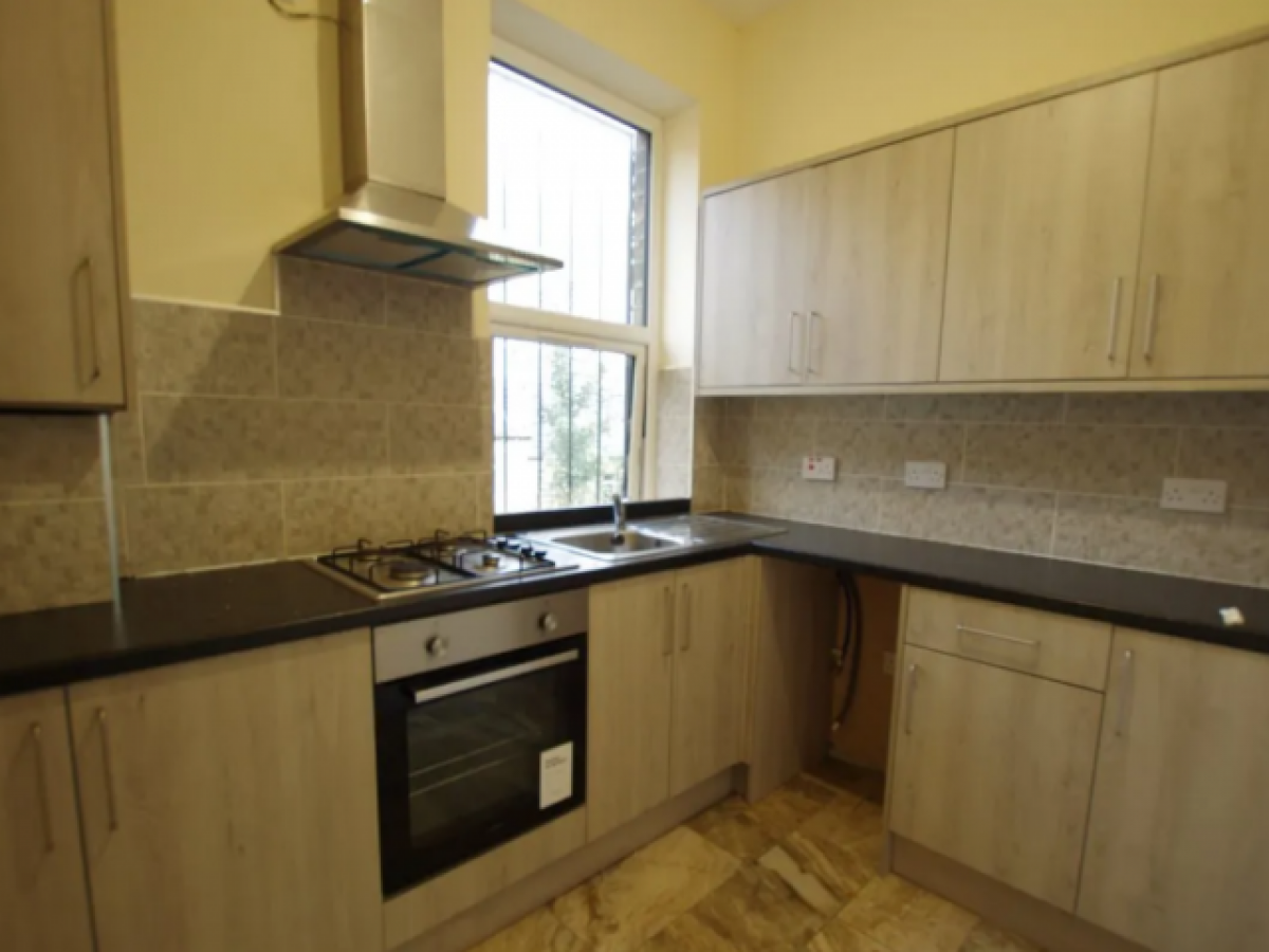 Picture of Apartment For Rent in Bradford, West Yorkshire, United Kingdom