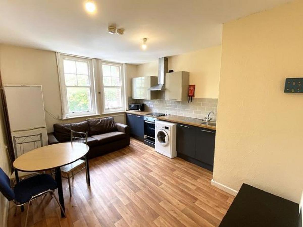 Picture of Apartment For Rent in Portsmouth, Hampshire, United Kingdom