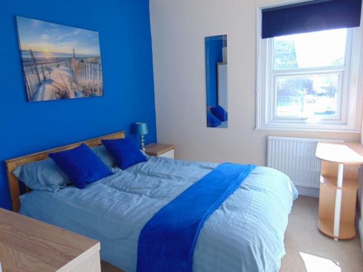 Picture of Apartment For Rent in Bridgwater, Somerset, United Kingdom