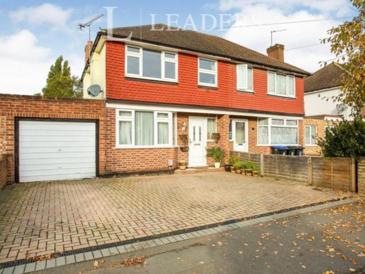 Picture of Home For Rent in Woking, Surrey, United Kingdom