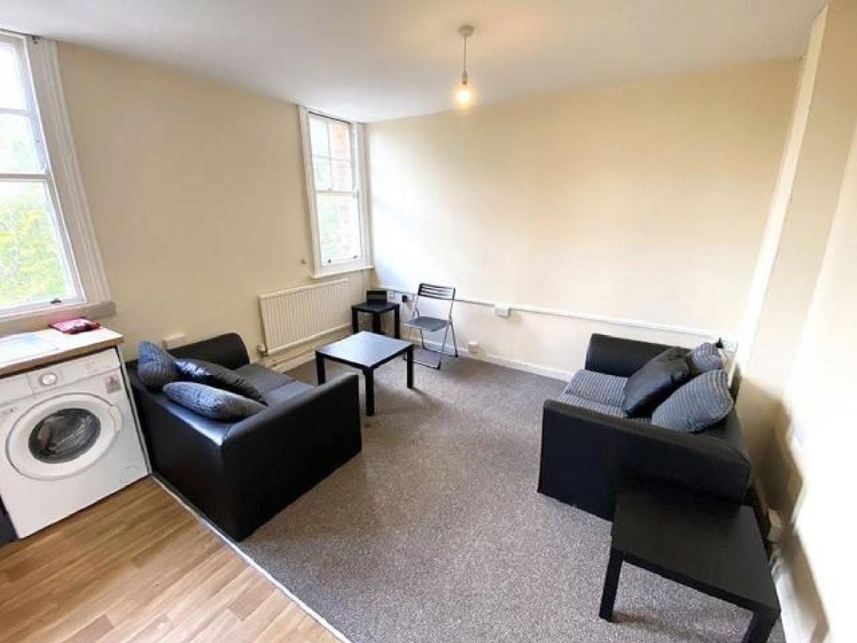 Picture of Apartment For Rent in Portsmouth, Hampshire, United Kingdom