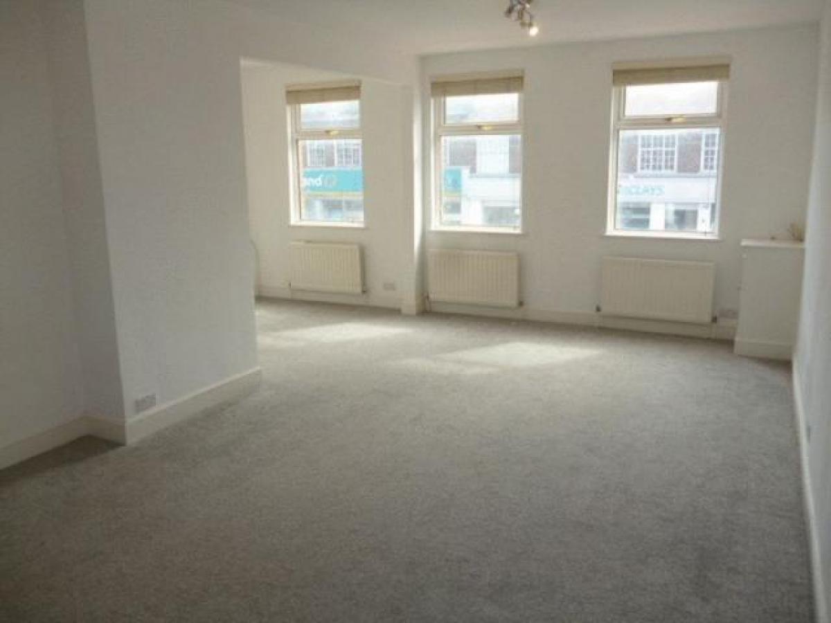 Picture of Apartment For Rent in Edgware, Greater London, United Kingdom