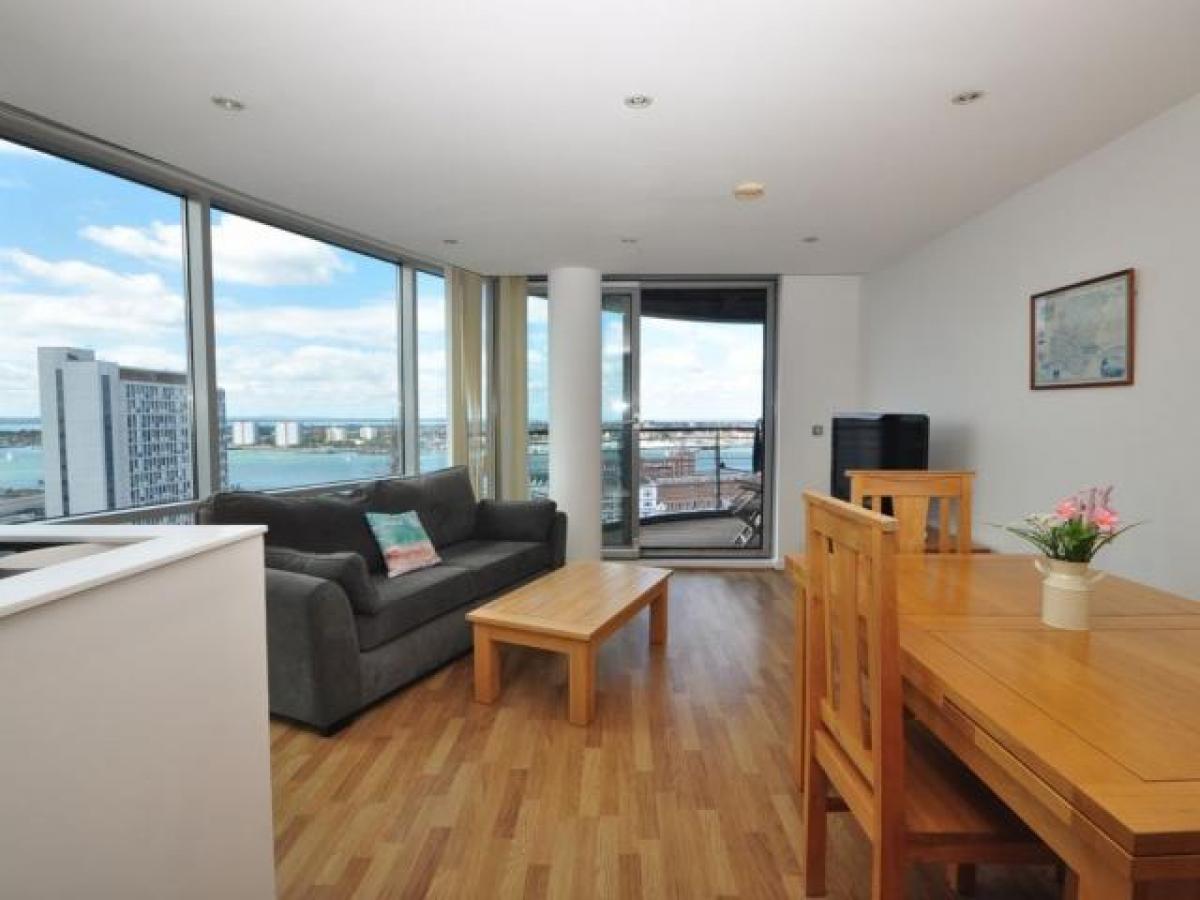 Picture of Apartment For Rent in Portsmouth, Hampshire, United Kingdom