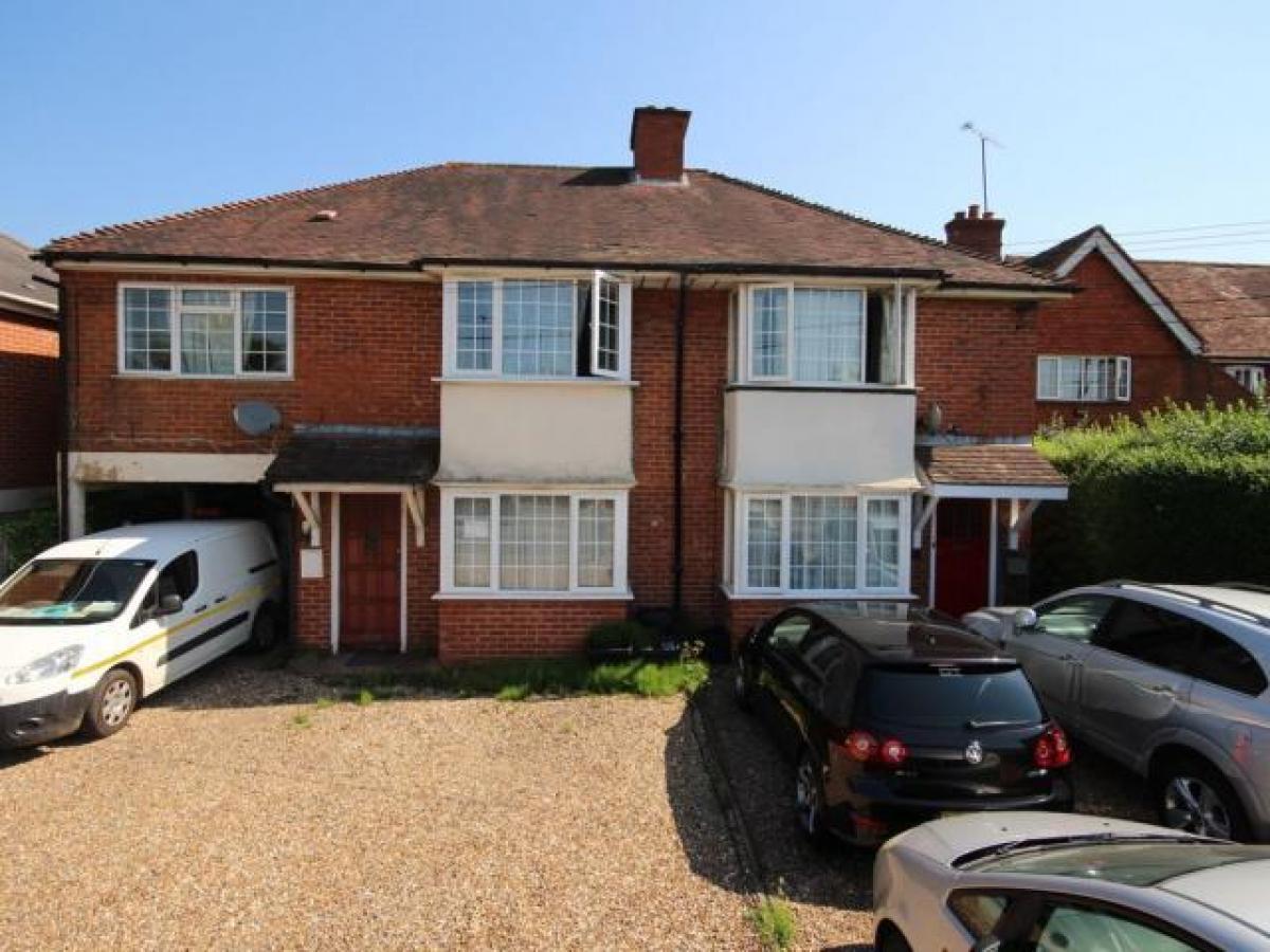 Picture of Apartment For Rent in Wokingham, Berkshire, United Kingdom