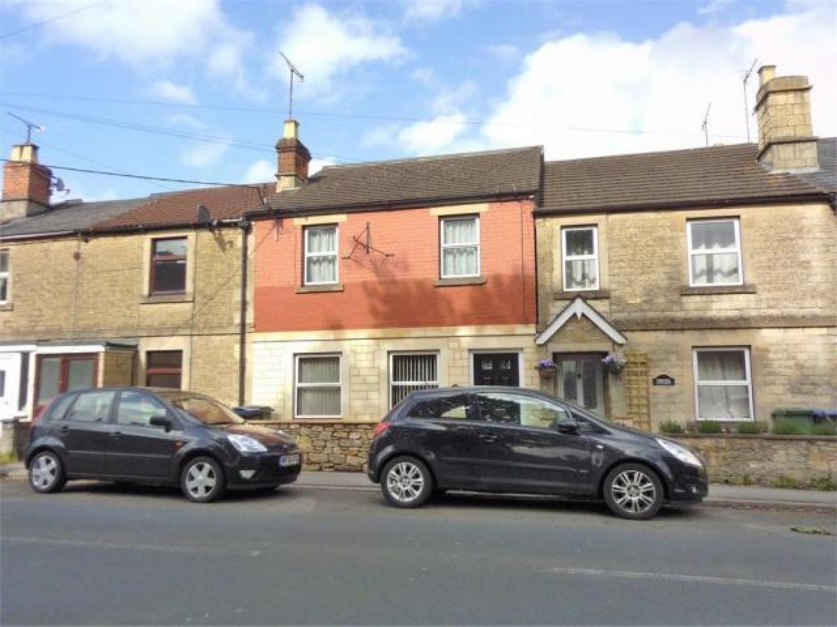 Picture of Apartment For Rent in Chippenham, Wiltshire, United Kingdom