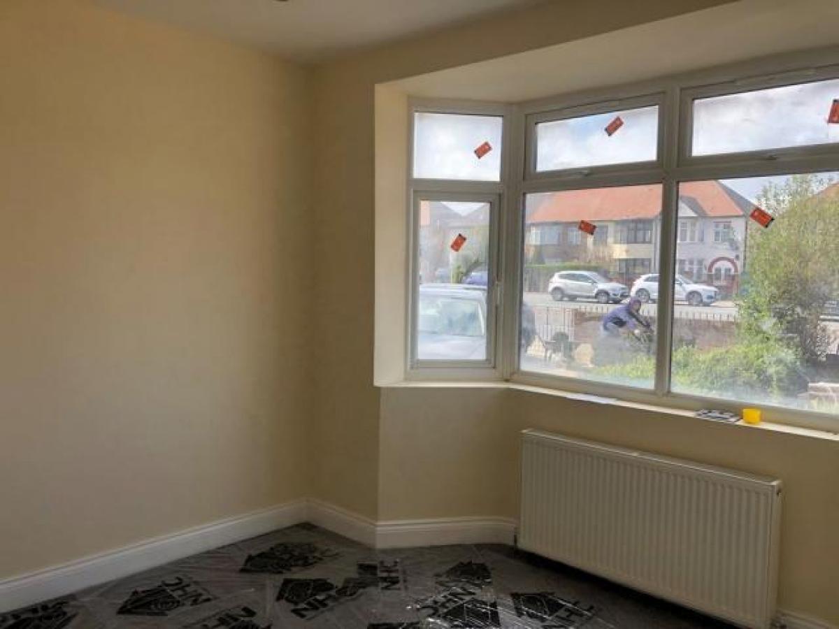 Picture of Apartment For Rent in Enfield, Greater London, United Kingdom